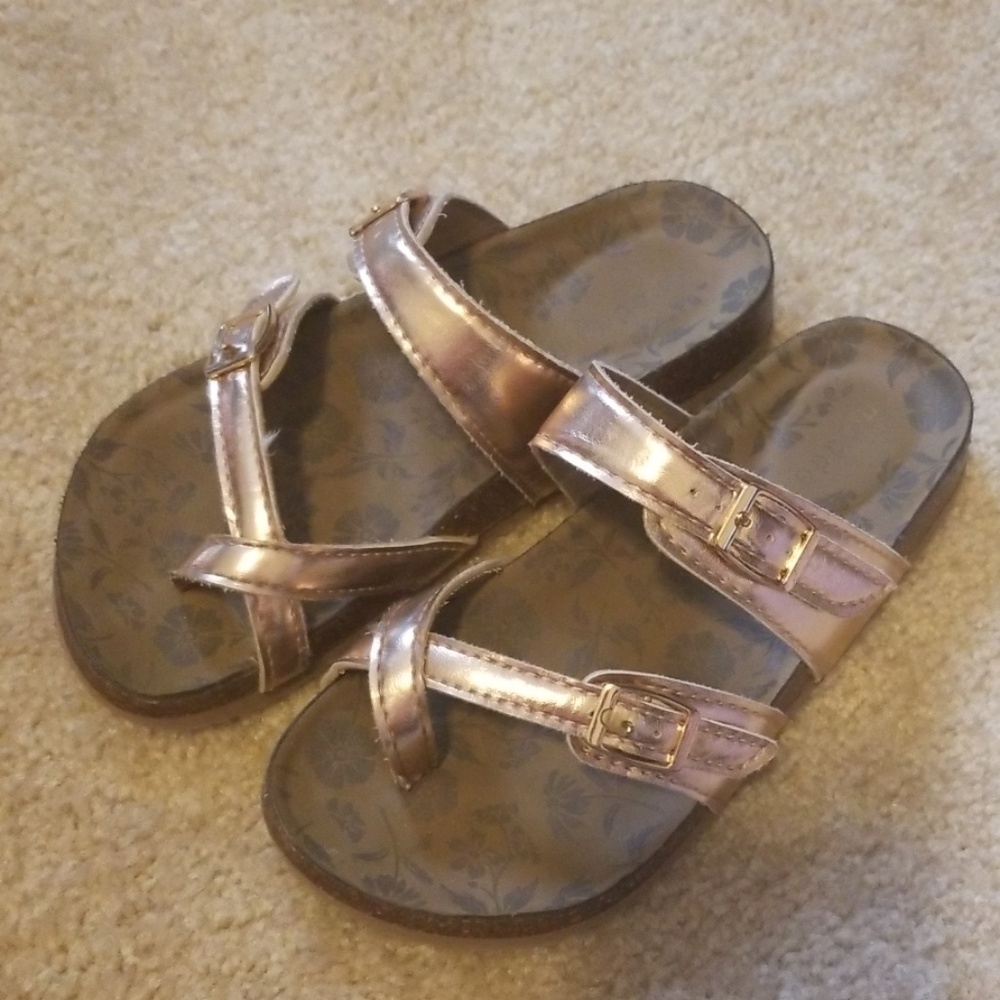 Girls sandals